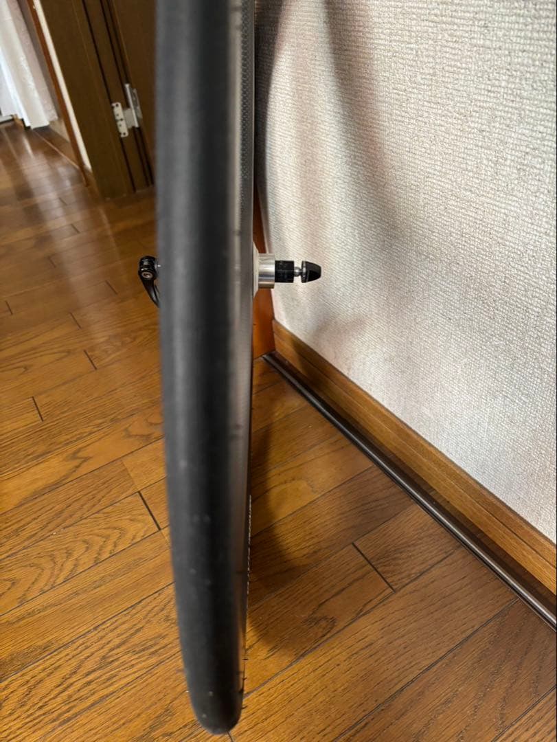 SUPERteamカーボンファイバー三本スポークフロントタイヤロードバイク