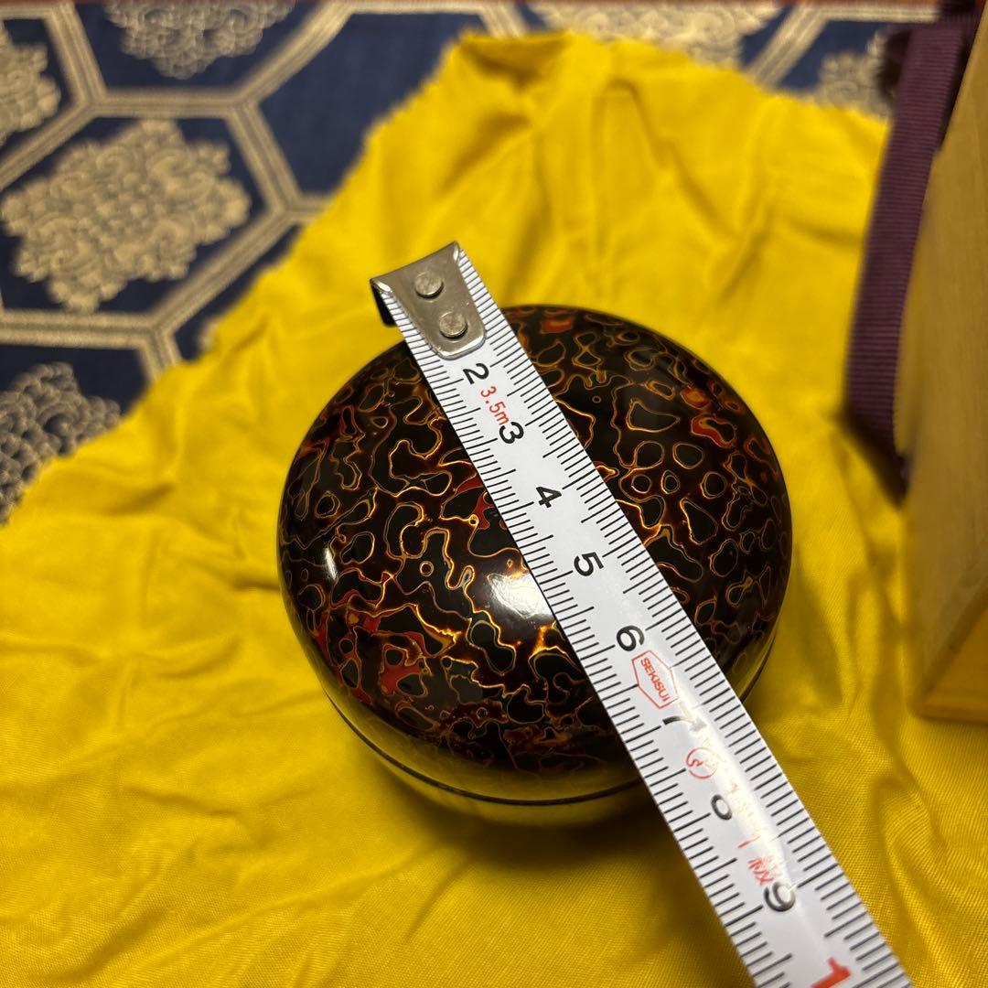 津軽塗黒赤模様の木製棗と木箱