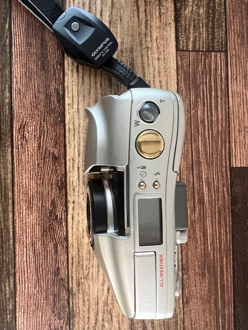 OLYMPUS μ(myu:)  ゴールド