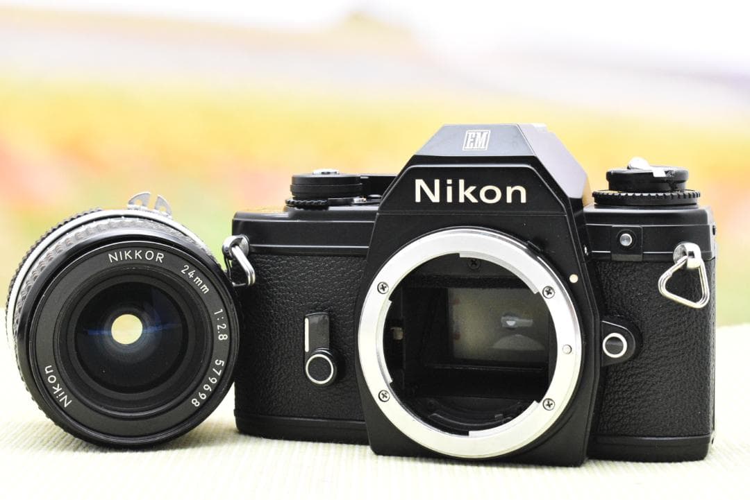 【整備済 完動品】 Nikon EM + 24mm F2.8 Ai