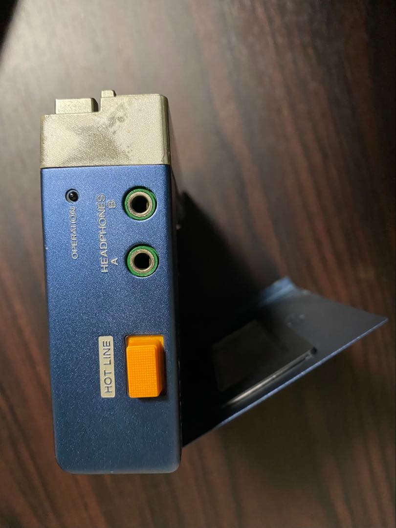 SONY初代ウォークマン TPS-L2 カバー付き