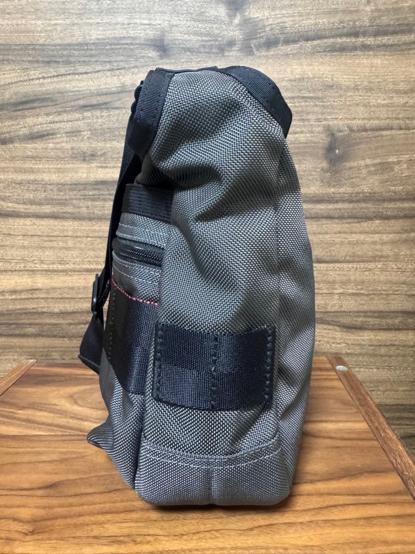 BRIEFING ブリーフィング　デイトリッパーズ 廃盤カラー　スチール