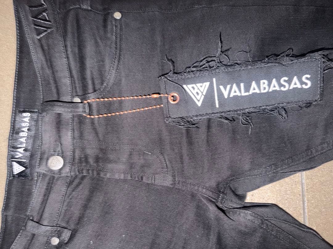 VALABASAS 黒 フレアデニム size30