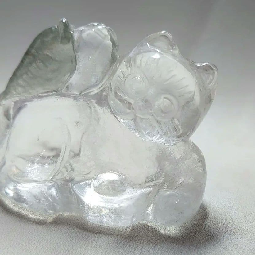 手彫り！貴重　水晶　魚を捕った招きねこ　置物　素敵な逸品