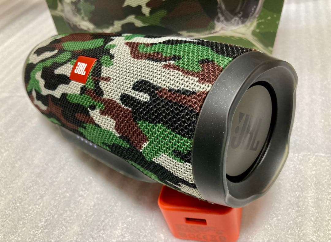 JBL Charge 3 ポータブルBluetoothスピーカースクワッド迷彩色