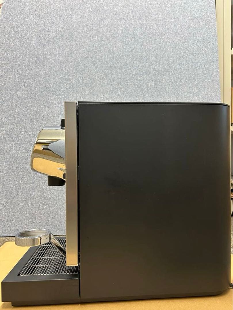 ネスプレッソ Nespresso モメント100 業務用コーヒーマシン