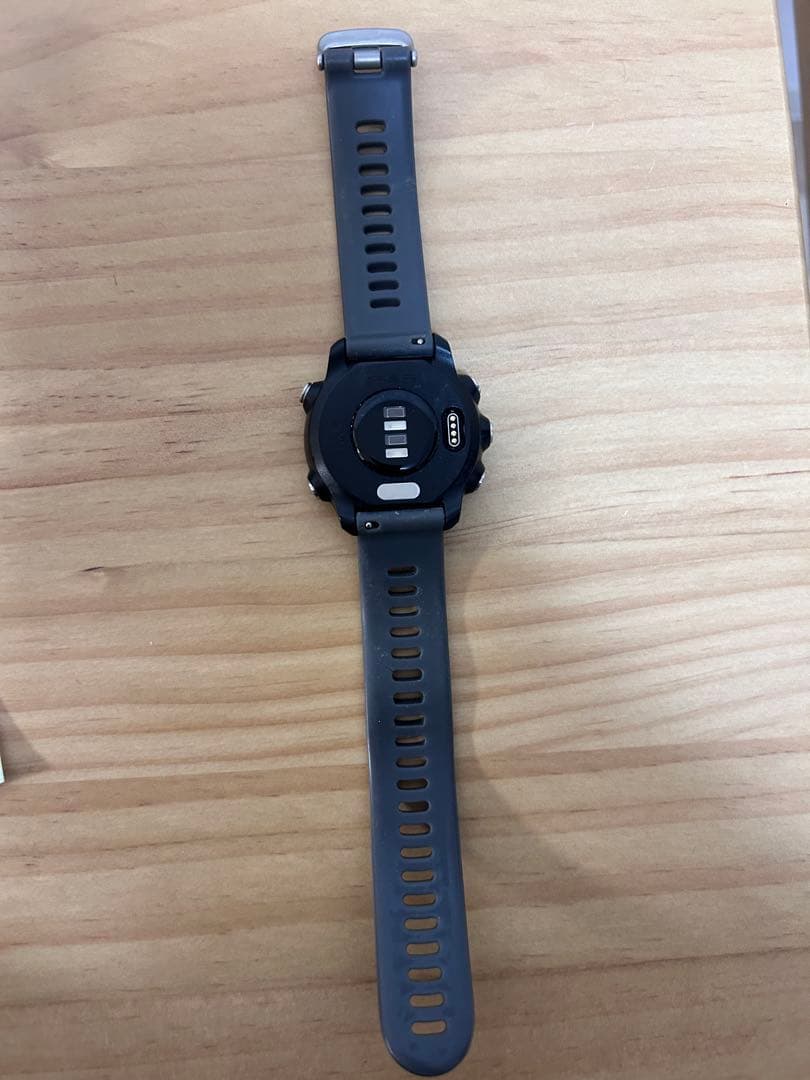 Garmin ForeAthlete 245 ベルトループ無し