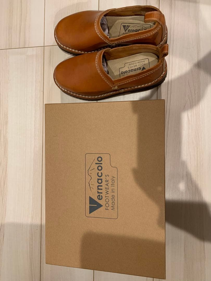 未使用/vernacolo バケッタレザー製スリッポン39/ベルナーコロ ヌメ革