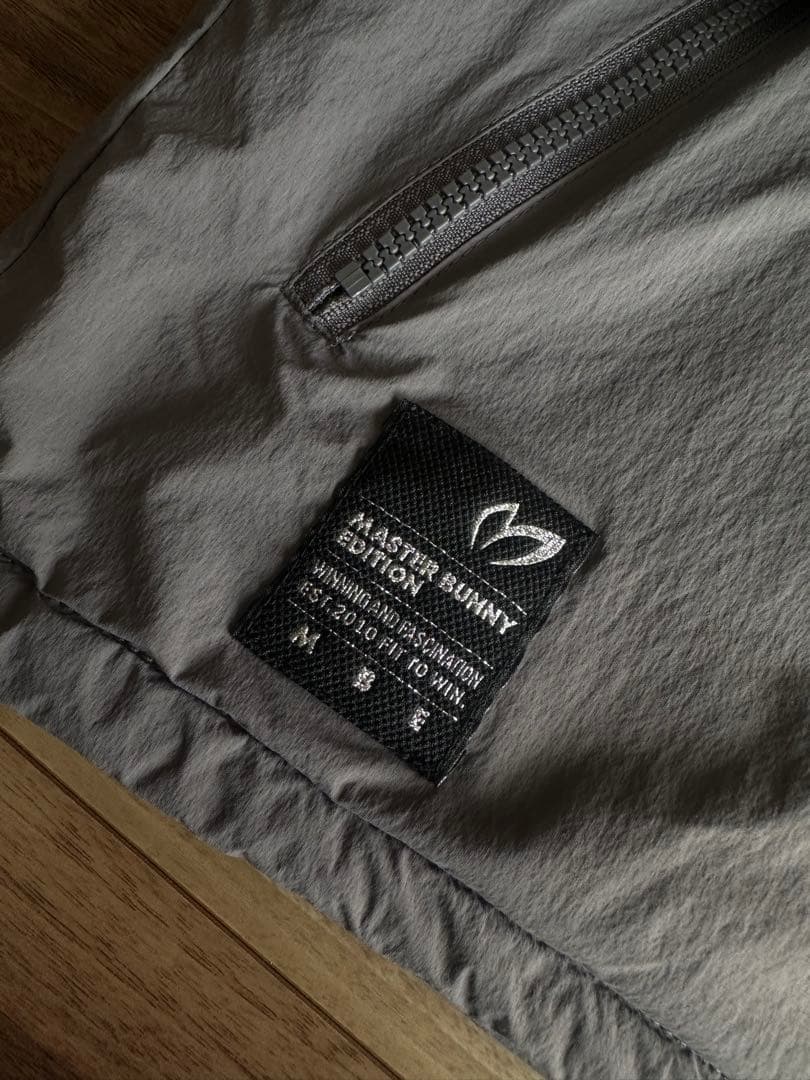 MASTER BUNNY EDITION MBE ジャケット グレー　サイズ０