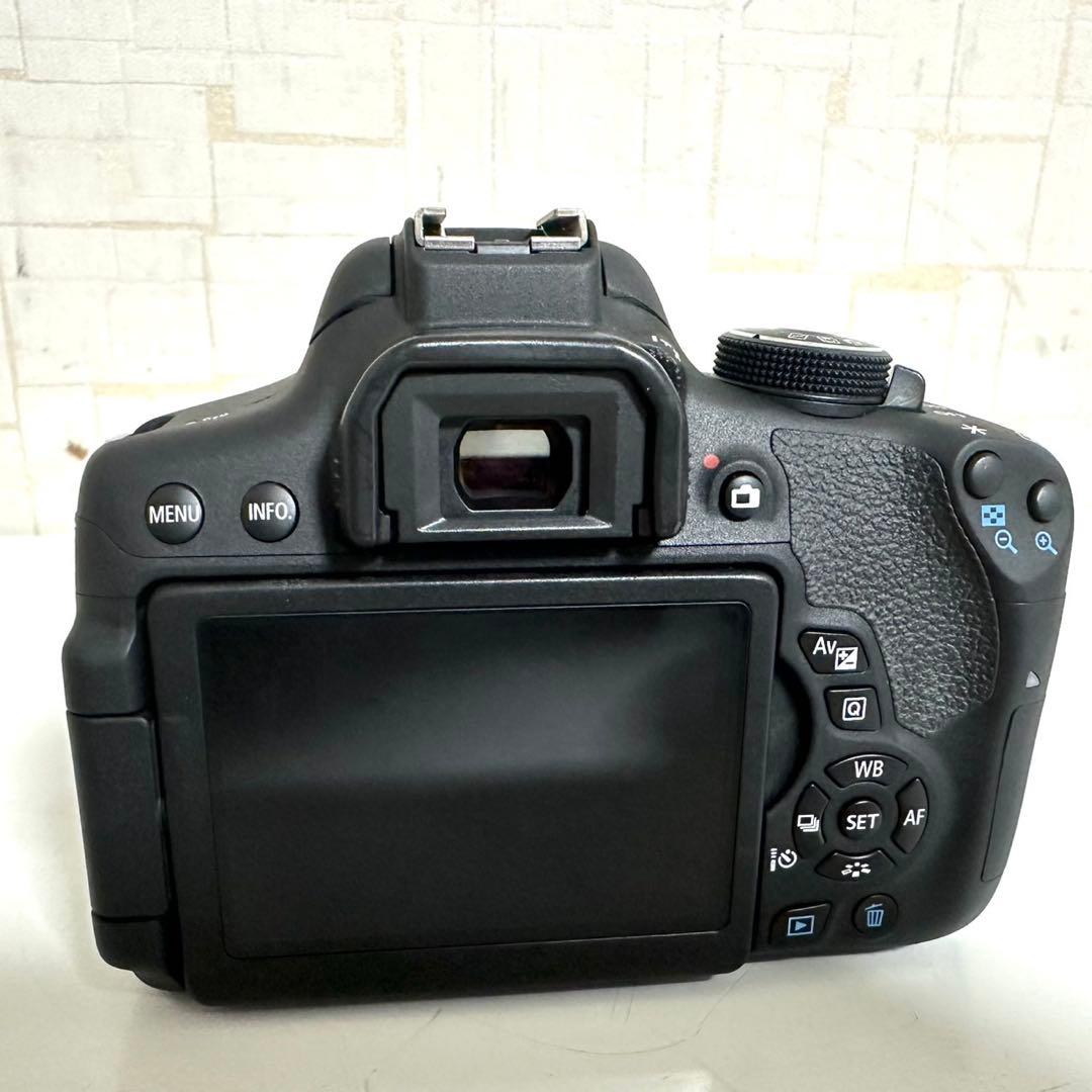 Canon EOS Kiss X8i ボディ 訳ありデジタル一眼レフカメラ