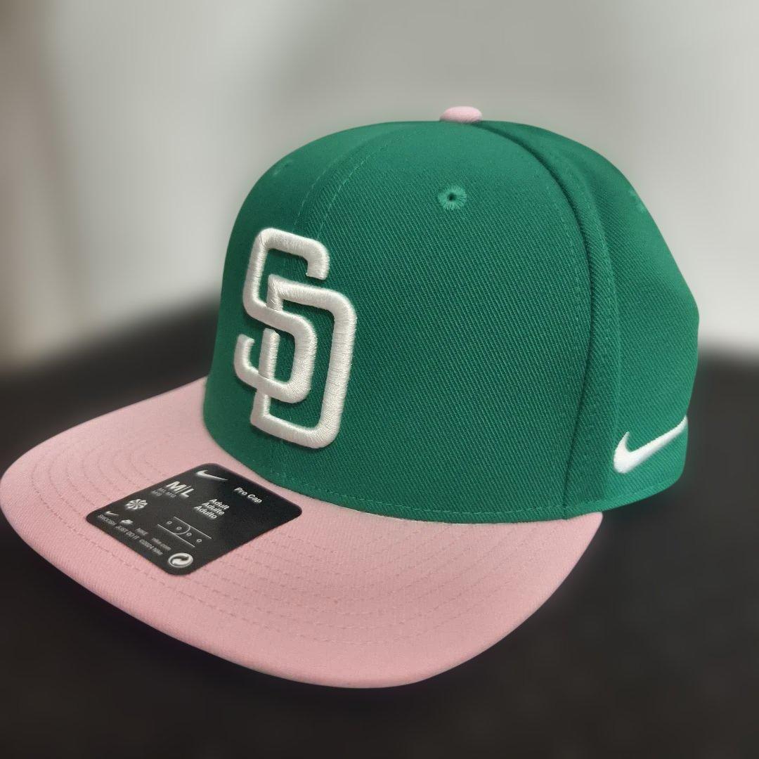 ナイキ サンディエゴ パドレス プロキャップ グリーン×ピンク M/Lサイズ