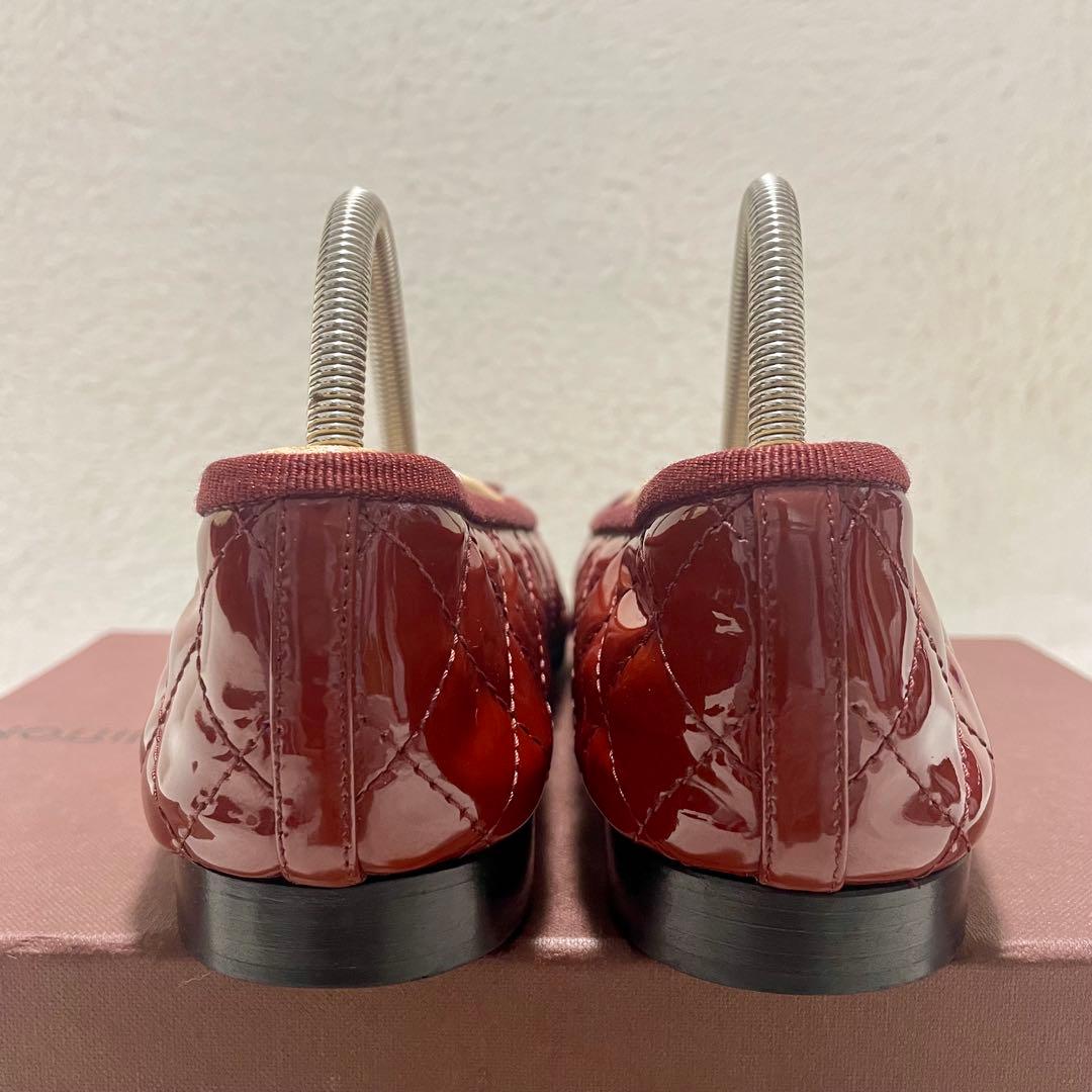 CHANEL シャネル ココマーク マトラッセ エナメル リボンフラットシューズ