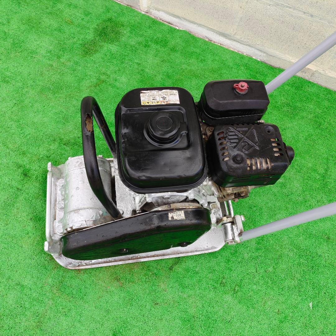 プレート 転圧機　スバル　 ガソリン