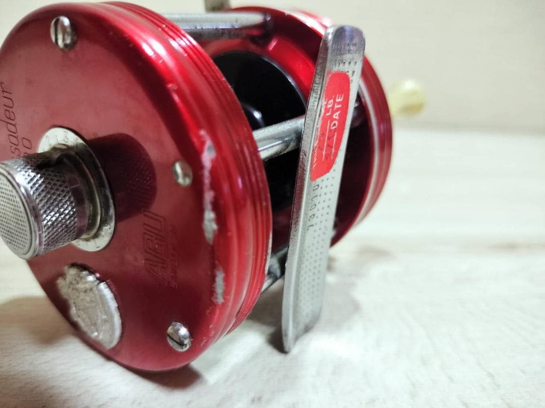 ◇アブガルシア　アンバサダー5000　ビンテージ　リール 　レッド