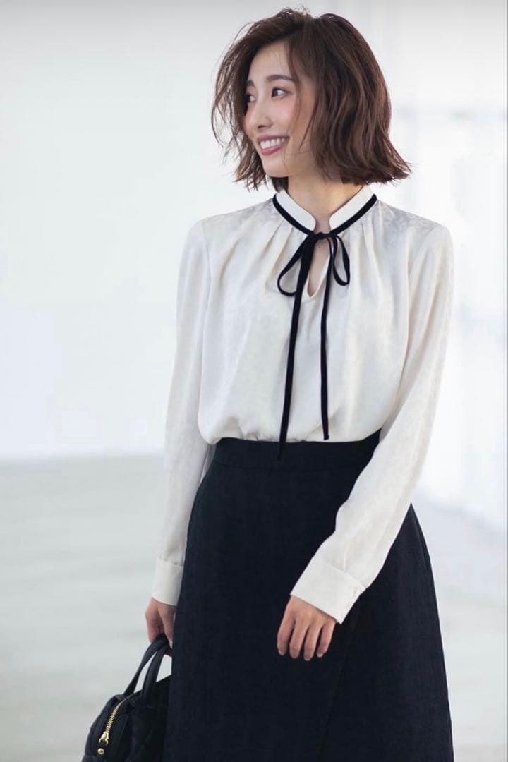 ピンキーアンドダイアン◆別珍リボンアニマルジャカードブラウス エクリュ 38