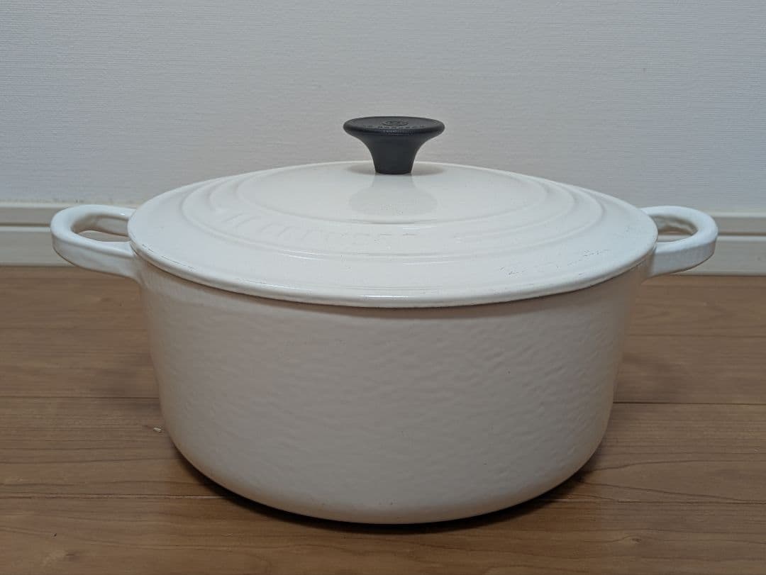 ル・クルーゼ ココット ロンド 22センチ 白