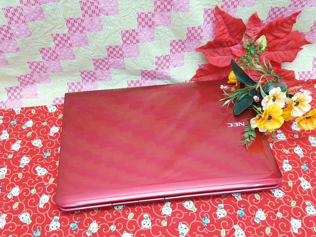 極上品♥大人気♥新品SSD256GB♥レッド色♥新型Win11搭載♥動画編集