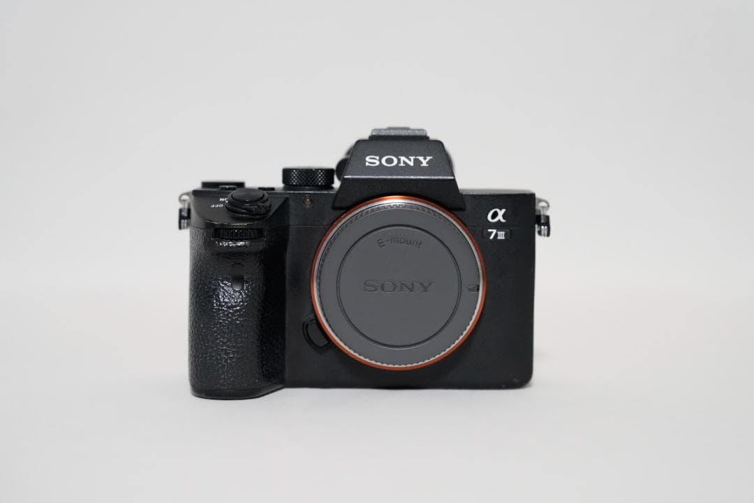 Sony α7 III ミラーレス一眼 元箱・付属品あり