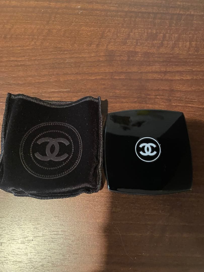 【新品未使用品】CHANEL レキャトルオンブルブトン 239 限定品