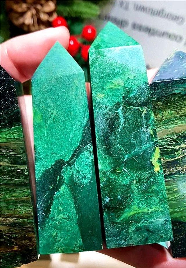 超綺麗ターコイズ（トルコ石）原石B0122/HD/159A