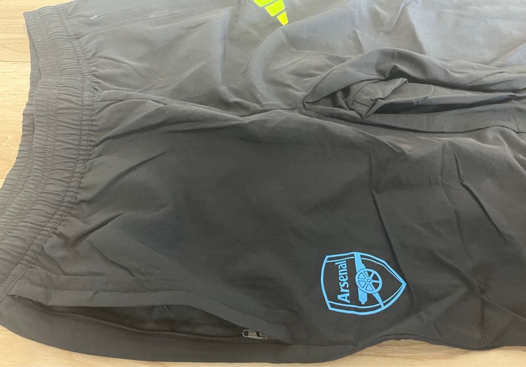 adidas アーセナル　トラックスーツ、プレゼンテーションジャケット、パンツ