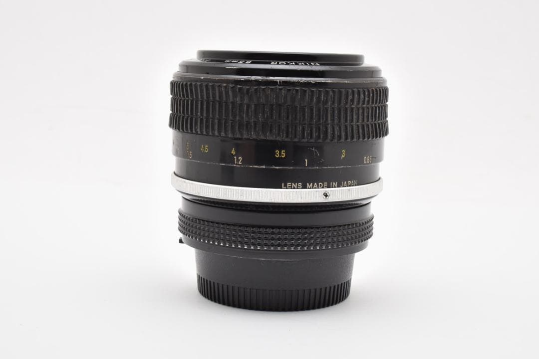 ニコン NIKKOR 85mm f/1.8 f 1.8 Ai MF 0906