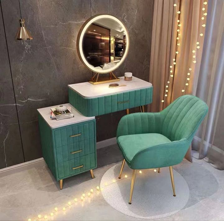 オシャレ　ドレッサー　ピンク　デスク引き出し1杯LEDミラー　椅子　棚4点セット