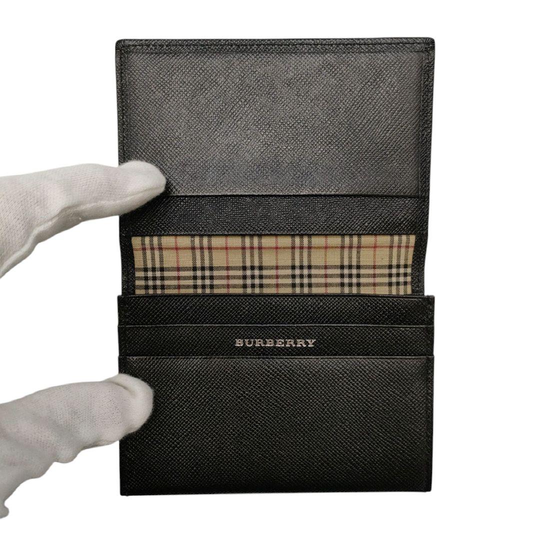 バーバリー　名刺入れ　ビジネスカードホルダー　ブラック　ノバチェック