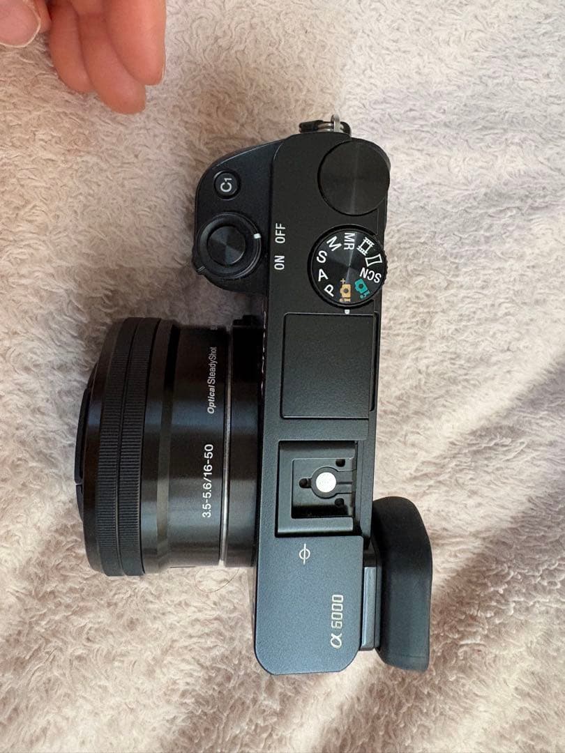 Sony α6000 ミラーレス一眼 E 18-50 OSS