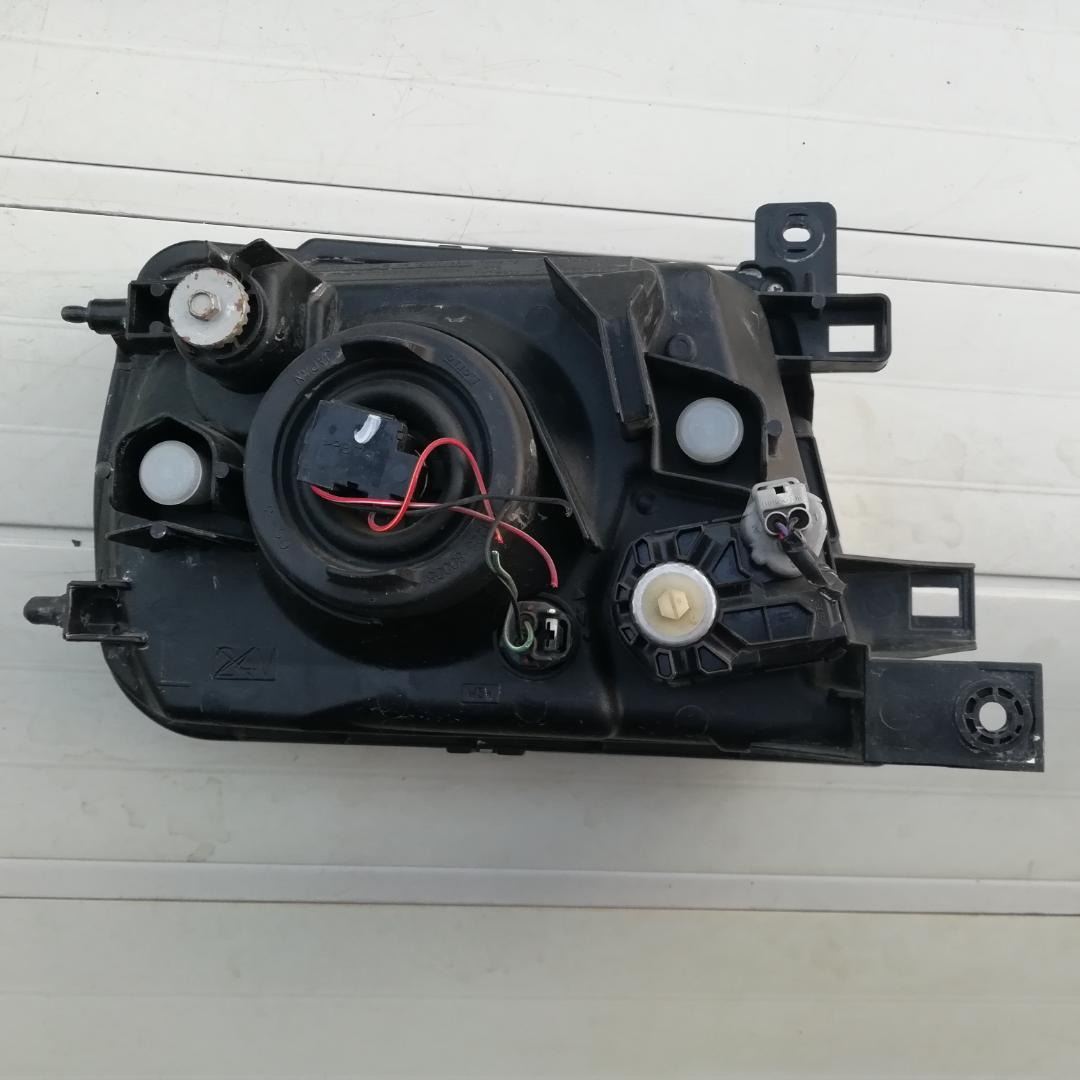 H58A 　パジェロミニ 　ヘッドライト 左右　　レべ付 　（管理NO25）