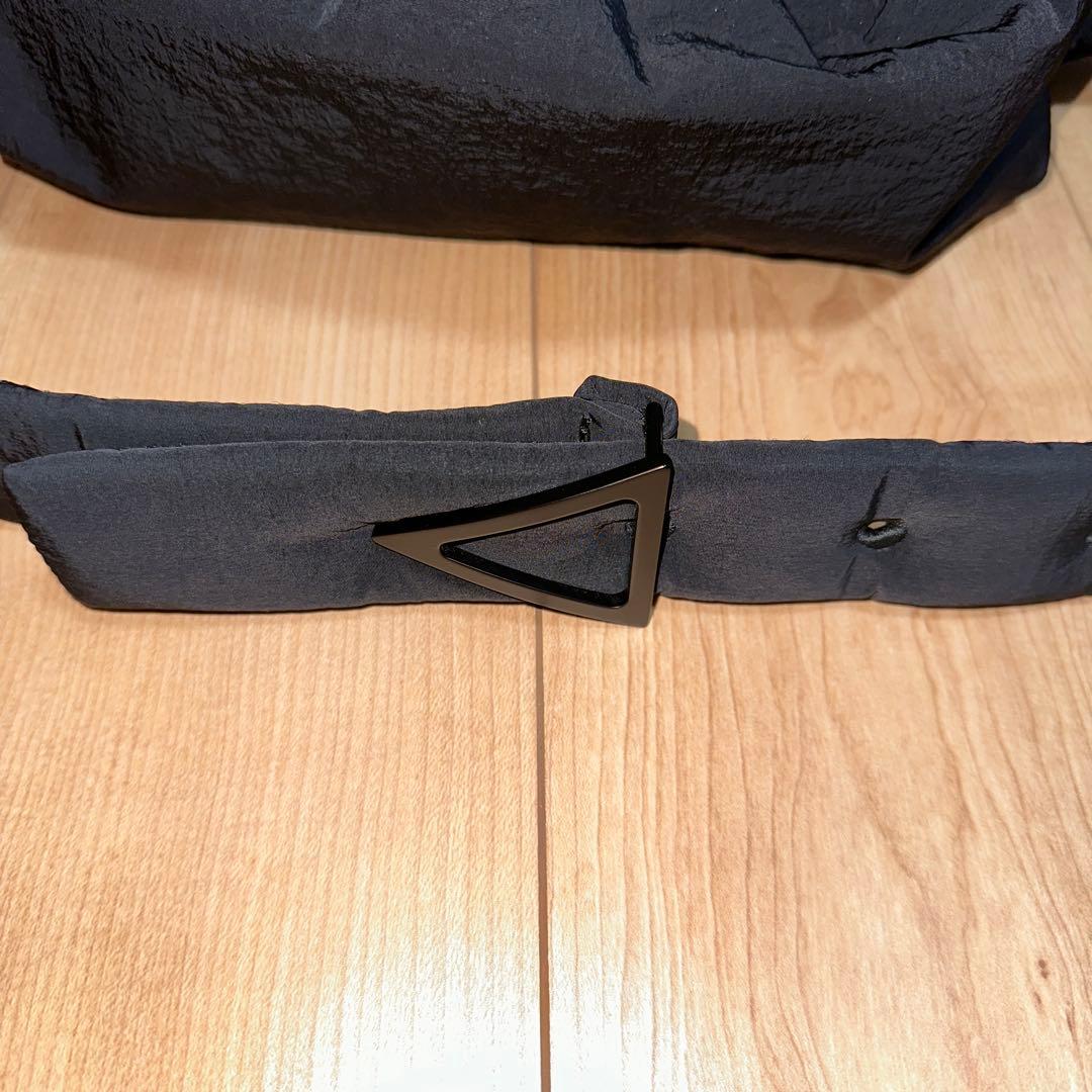 ボッテガヴェネタ　ボディポーチ　斜め掛けバッグ