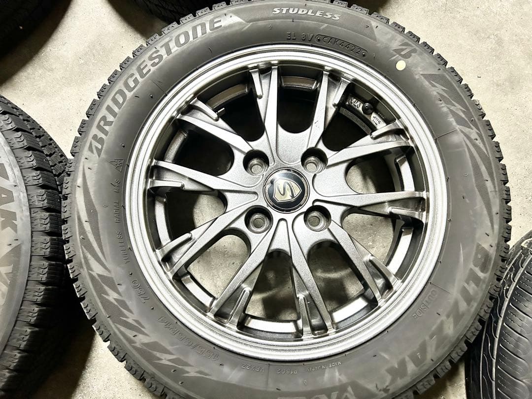 8分山！ブリヂストン　スタッドレスタイヤ155/65R14 軽自動車用4本セット