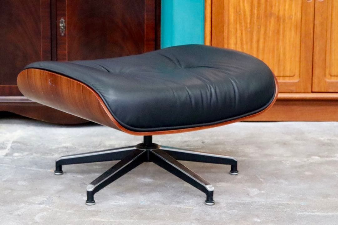 GMIK335○チャールズ&レイ・イームズ オットマン フットスツール レザー