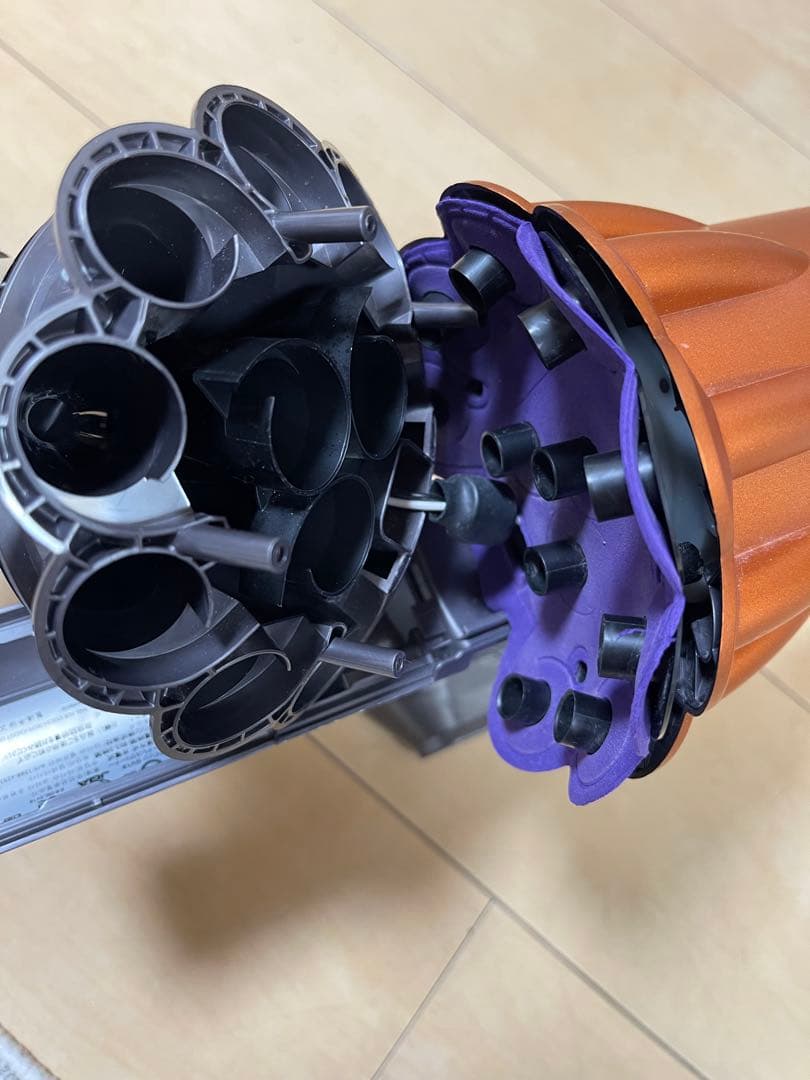 【美品】ダイソン digital slim SV18 スタンド付けエコー49分