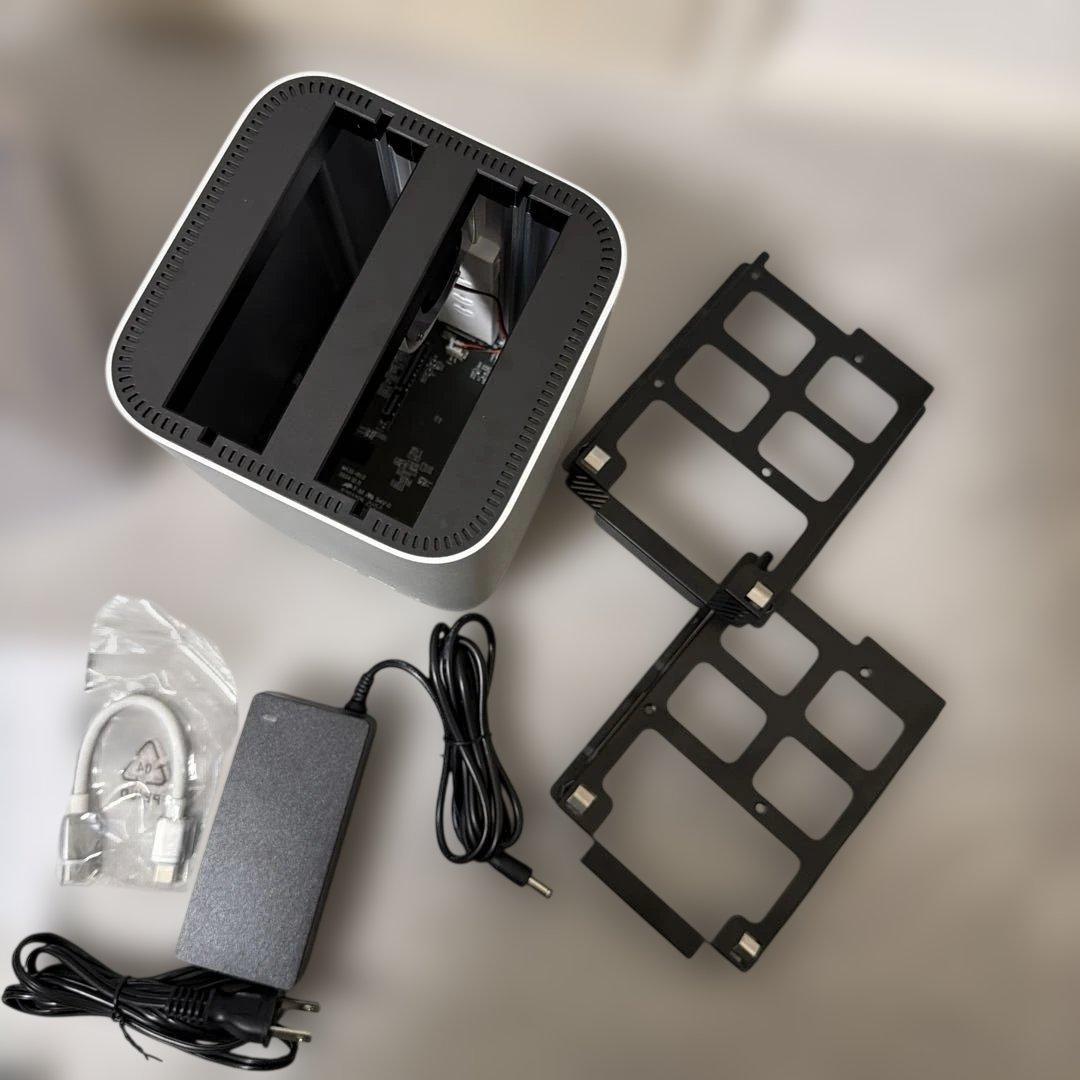 ORICO MiniTower Mac mini ストレージシステム