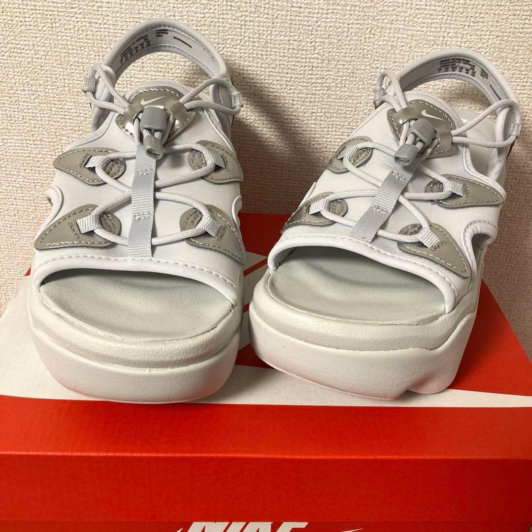 24cm ナイキ　エアマックスココ　グレー シルバーHJ9651-001