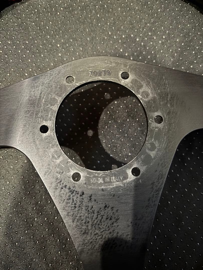 ナルディ　ステアリング　３５パイ