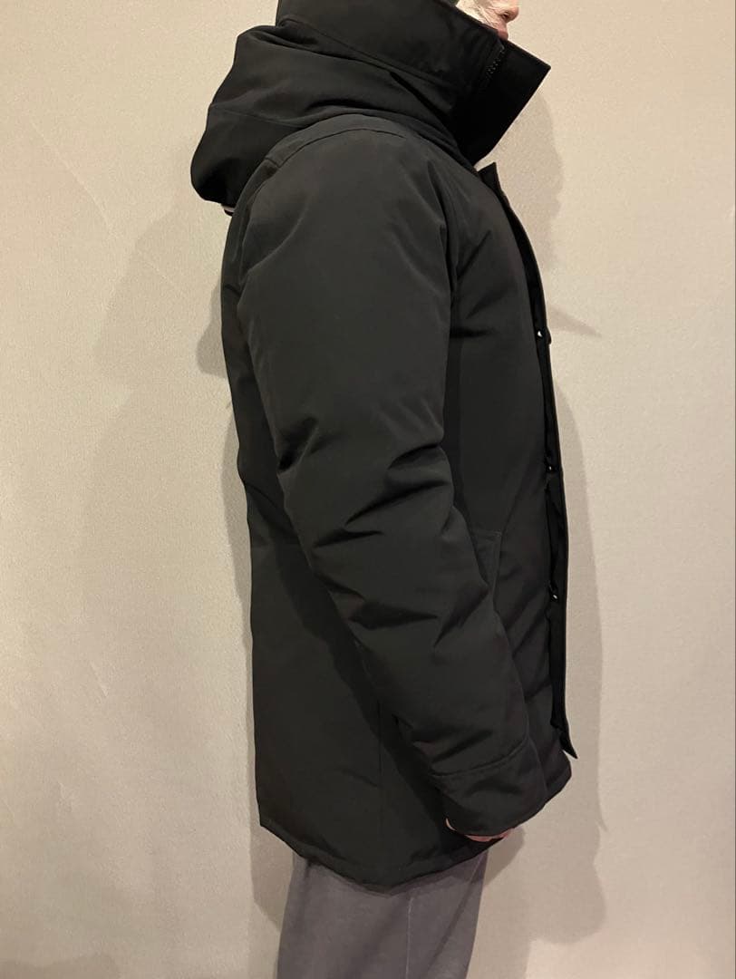 【美品】  ブラック ダウンジャケット