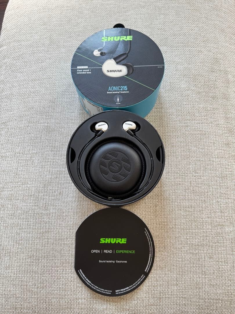 SHURE シュア　イヤホン AONIC 215 有線 マイク付き　箱無し