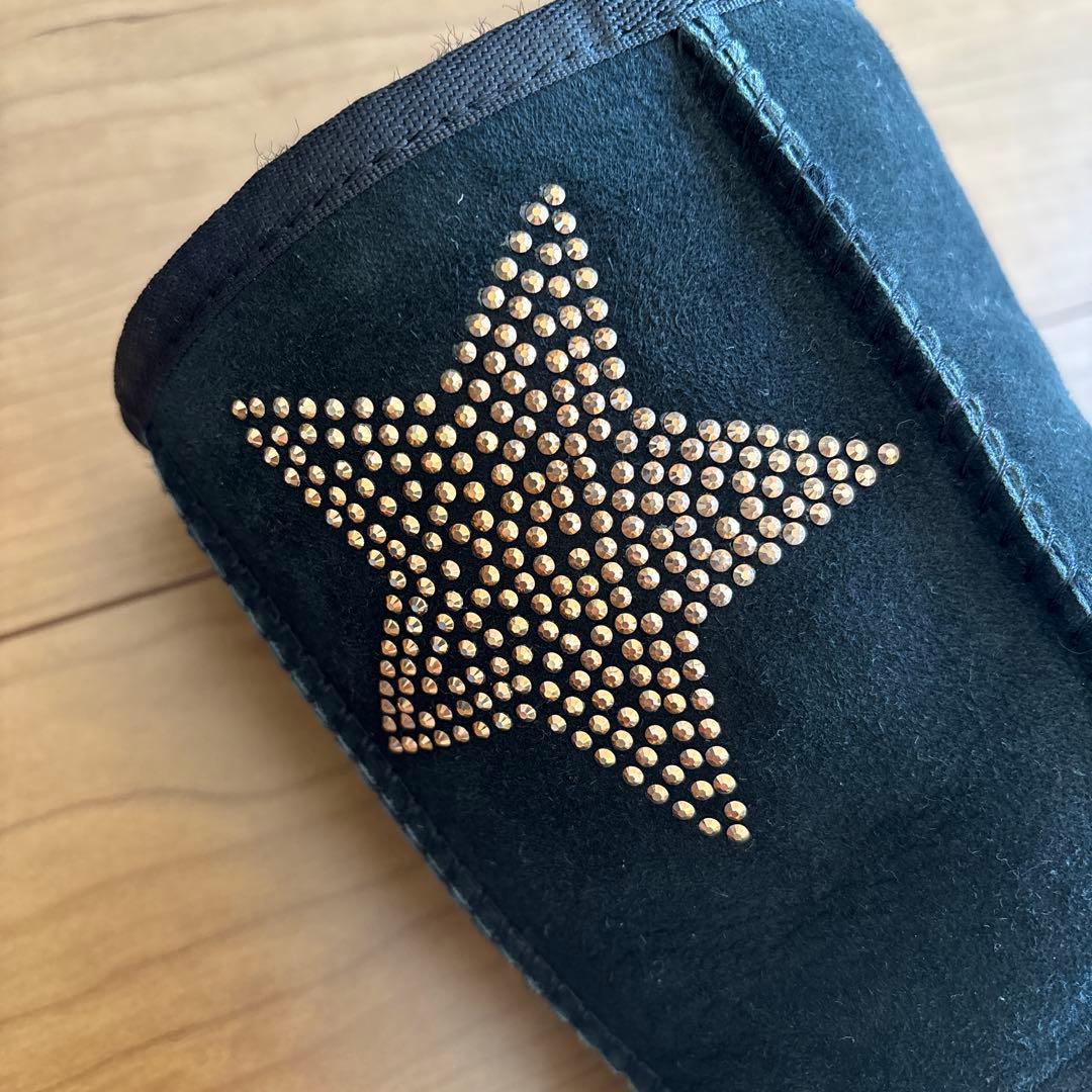 UGG ブラック ムートンブーツ 星型デコレーション付き　カスタマイズ