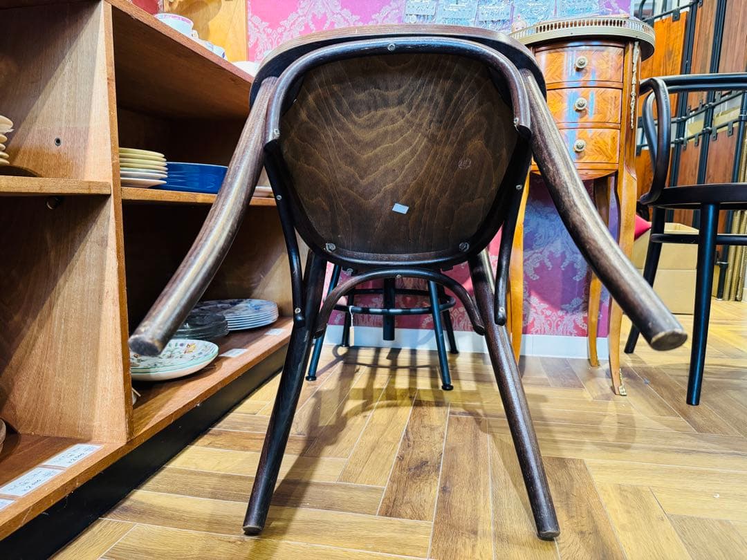 B8017【トン】 TO-63 DARK　ベントウッドチェア