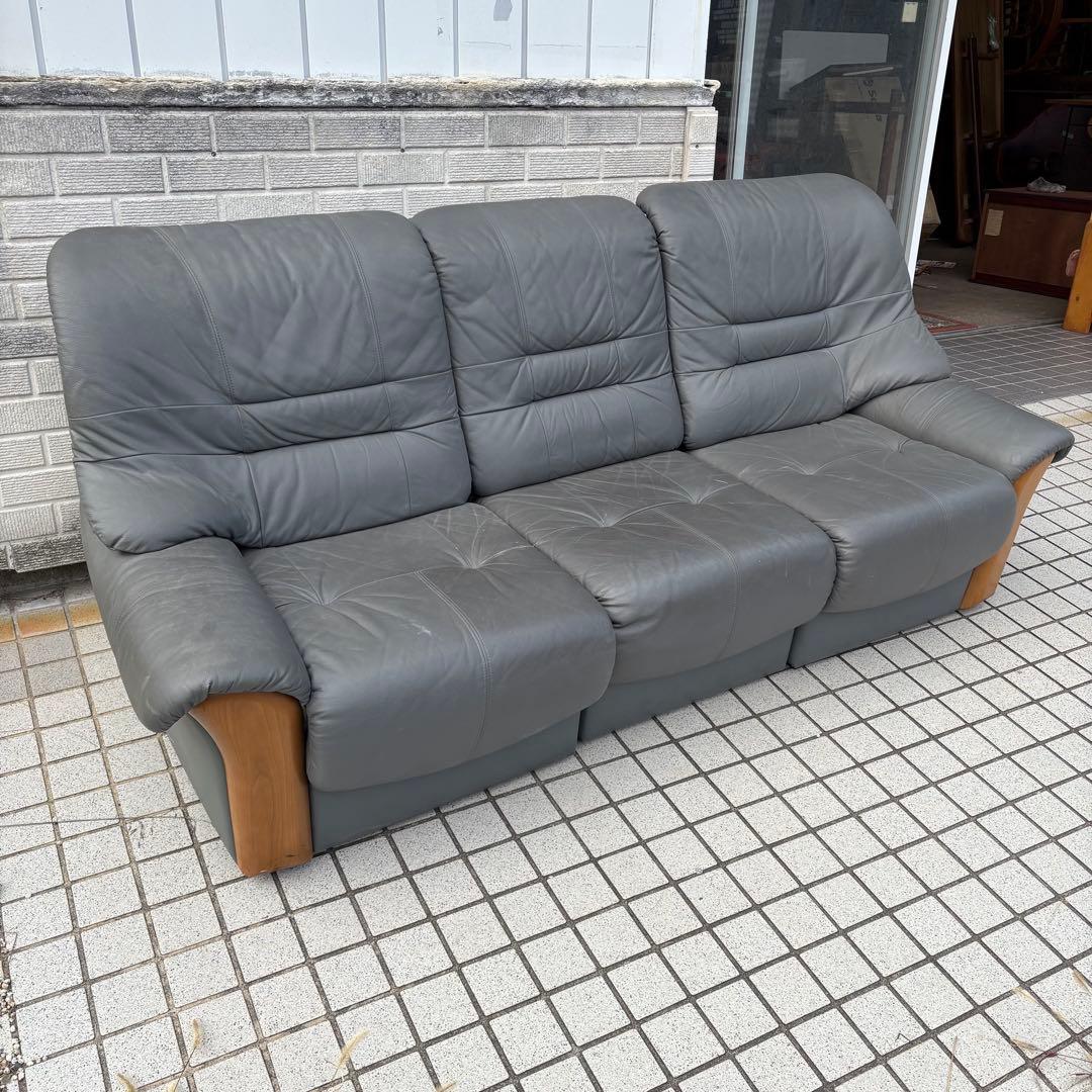 北欧レトロ レザーソファー 三人掛けソファー ラグジュアリー ビンテージ グレー