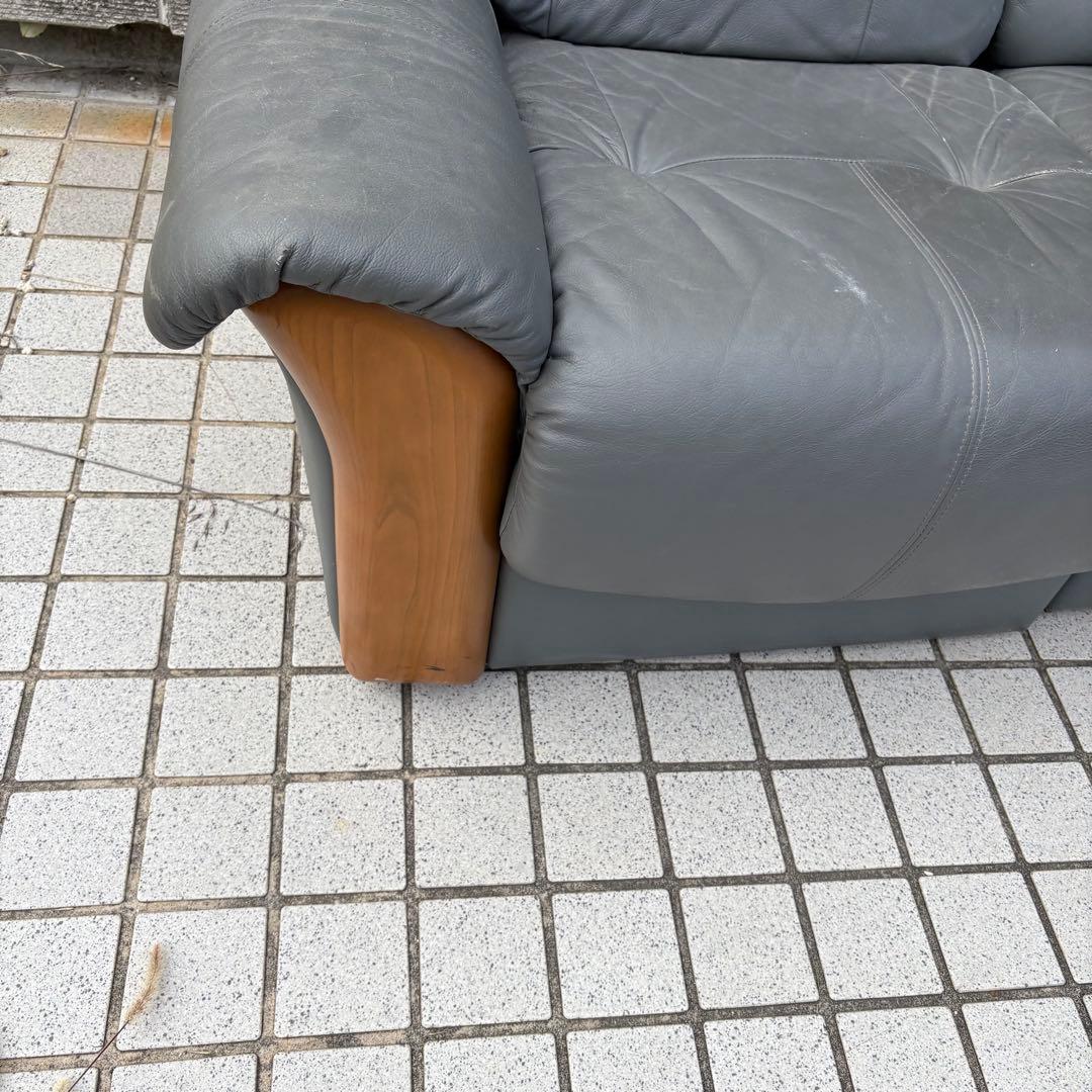 北欧レトロ レザーソファー 三人掛けソファー ラグジュアリー ビンテージ グレー