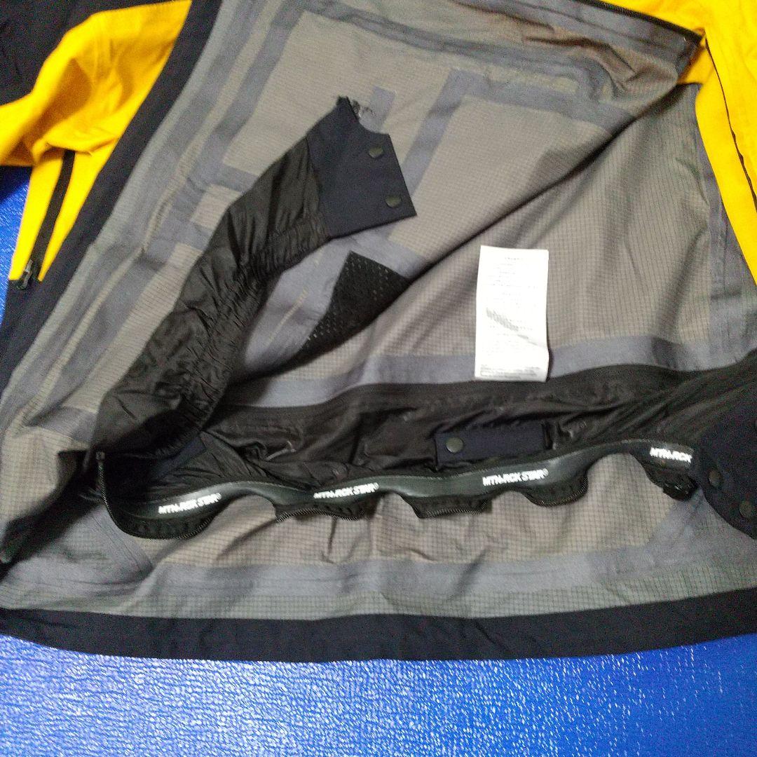 マウンテンロックスター　22-23モデル　Lサイズ