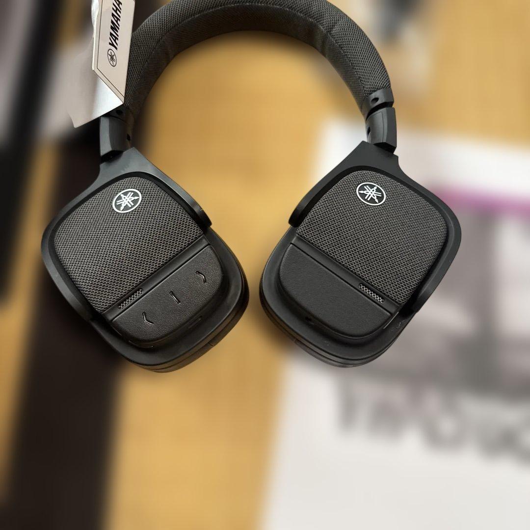 富*助様 YH-L700 ワイヤレスヘッドホン ブラック