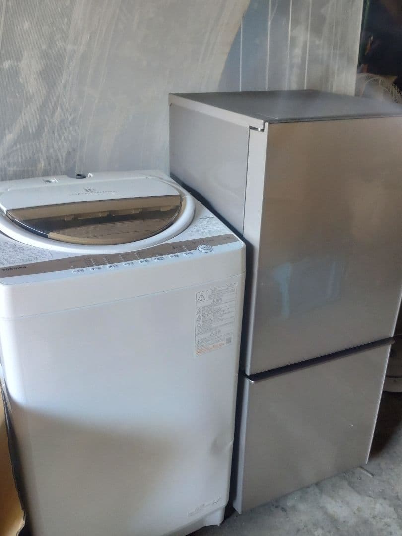 TOSHIBA洗濯機　2022年　SHARP冷凍冷蔵庫　2017年　【配送可】