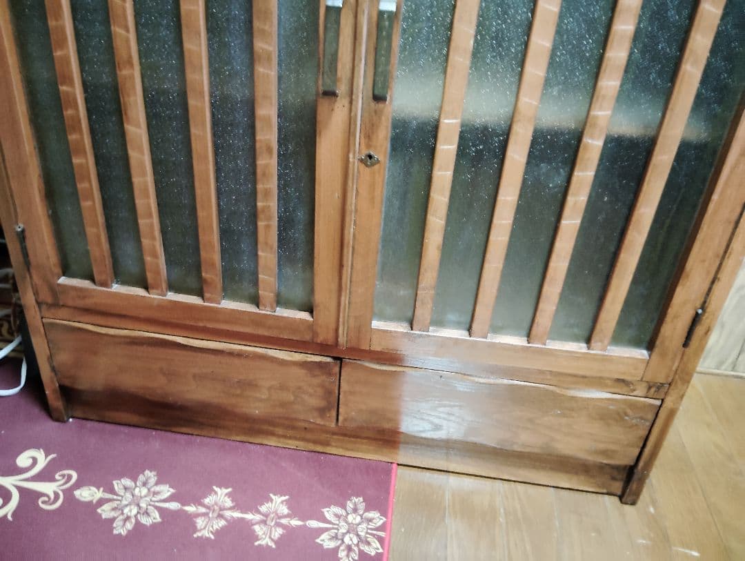 木製キャビネット 中型 スラット扉