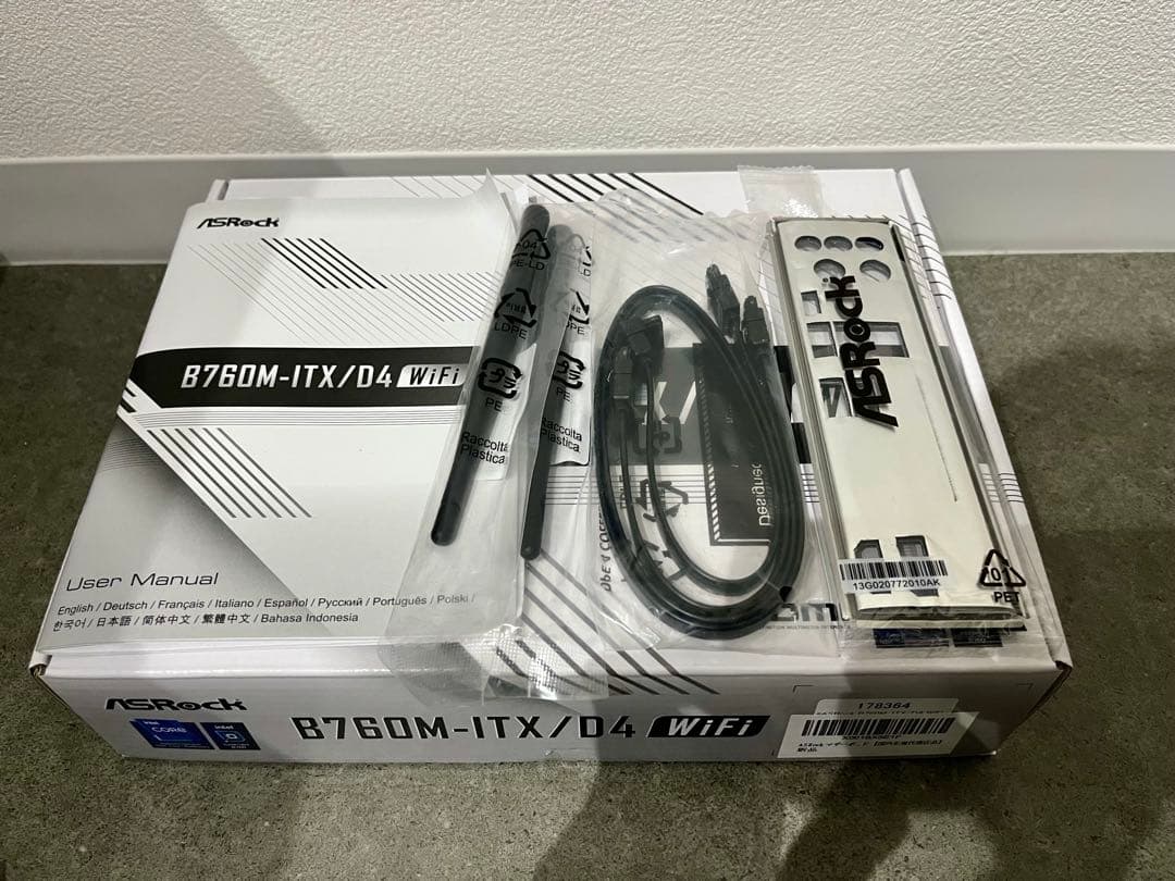 ASRock B760M-ITX/D4 WiFi マザーボード