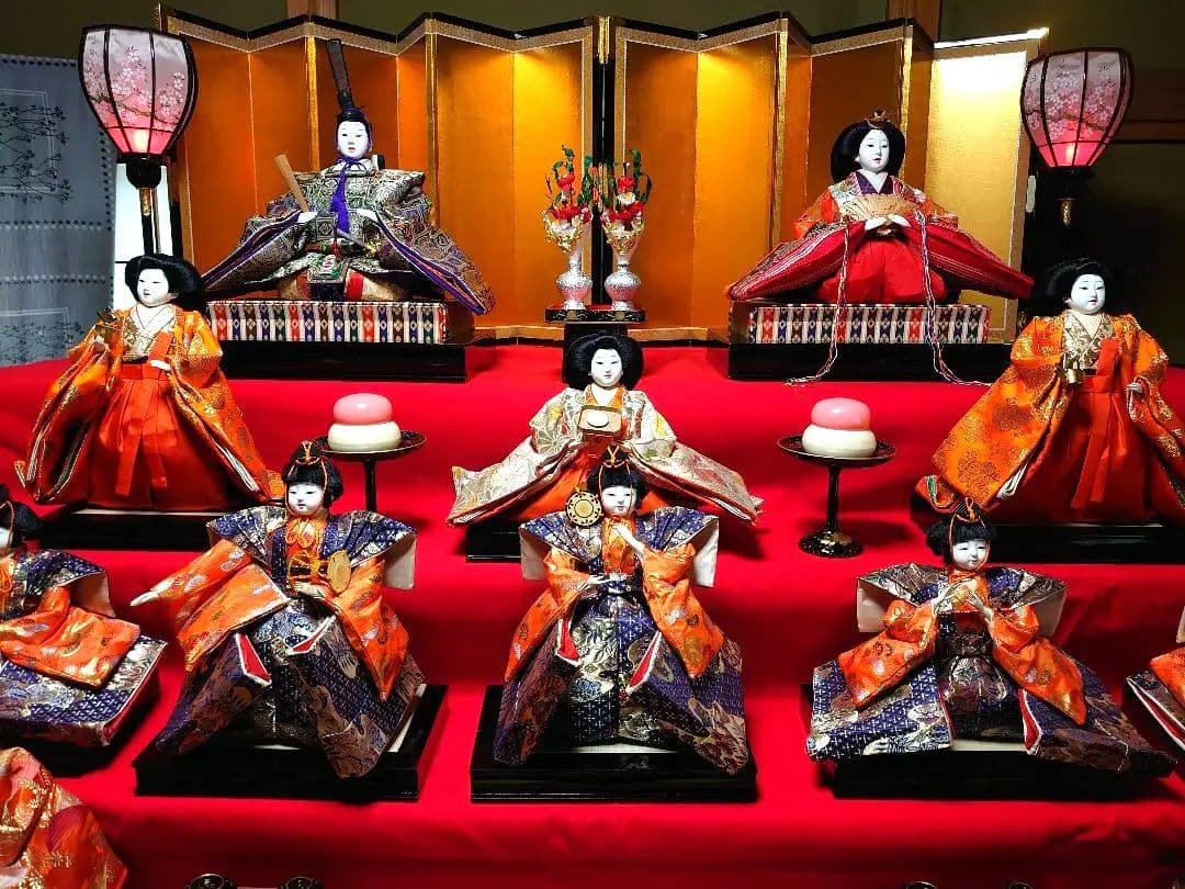 豪華！特大！雛人形 七段飾り 60号 幅190㎝×奥行210㎝