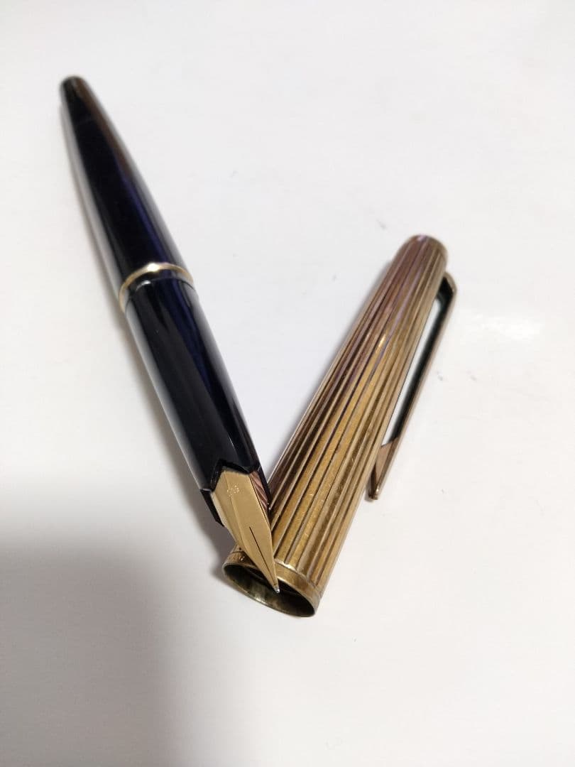 モンブラン Montblanc 227 万年筆 黒と金 14金 585